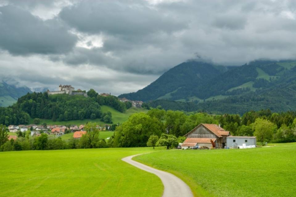 Friborgo: trovati morti padre e figlio in un alpe