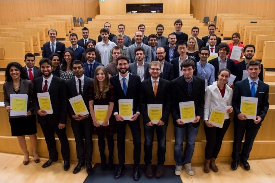 71 diplomati all'USI