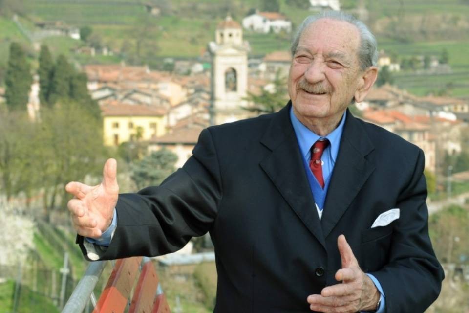 Rovio inaugura Via Angelo Frigerio
