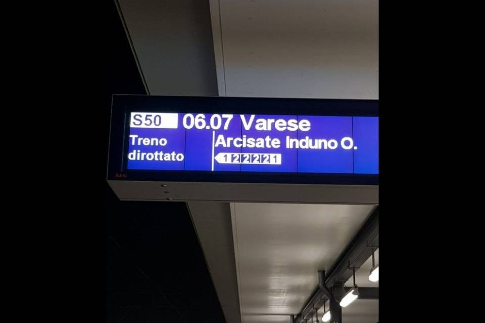 Treno "dirottato", ma è uno sbaglio