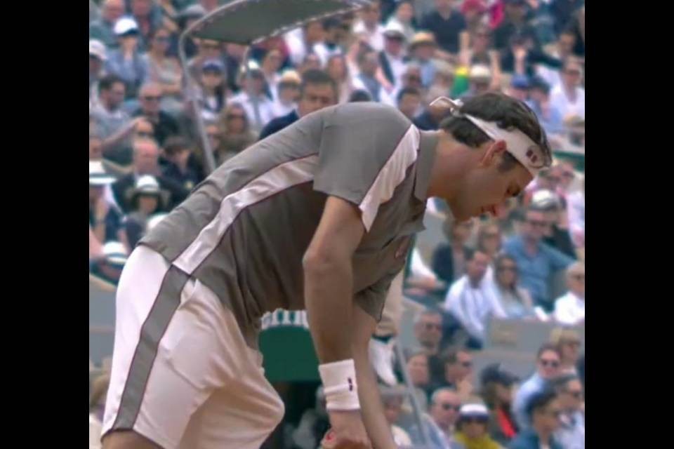 Roland Garros, Federer spazza via Sonego