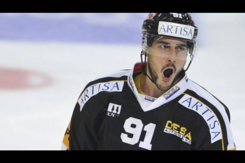 Julian Walker sospeso: salterà la sfida contro il Langnau
