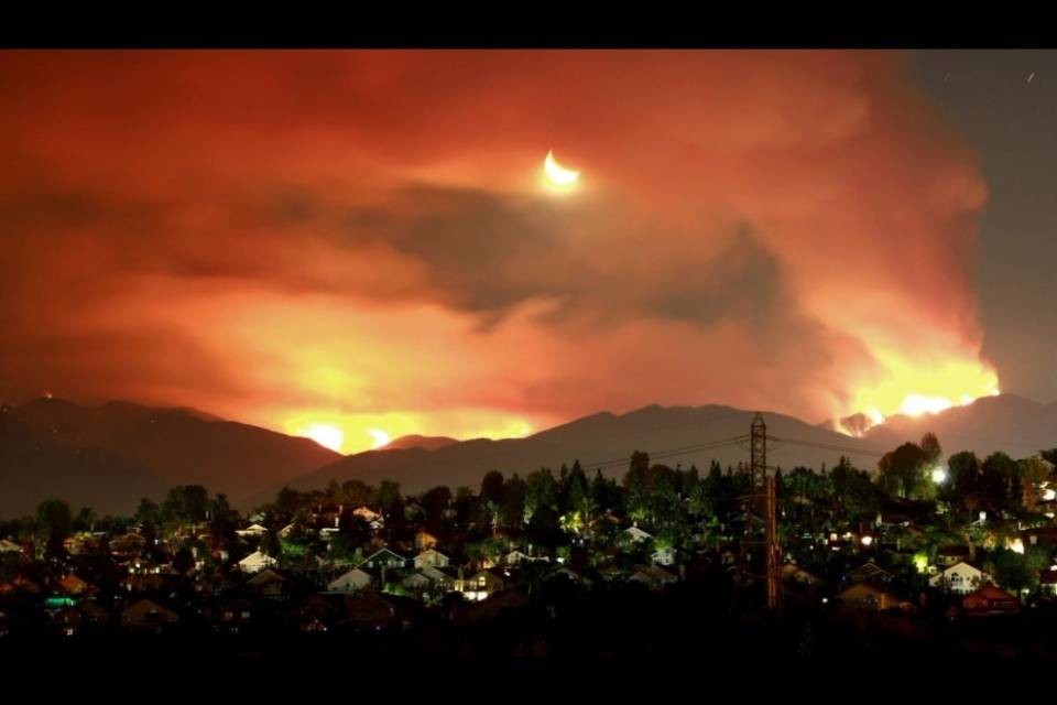 California, altri 21mila evacuati