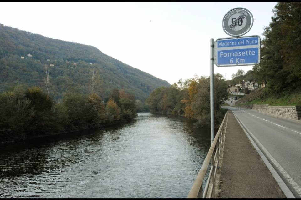 Ladri scappano dalla Tresa