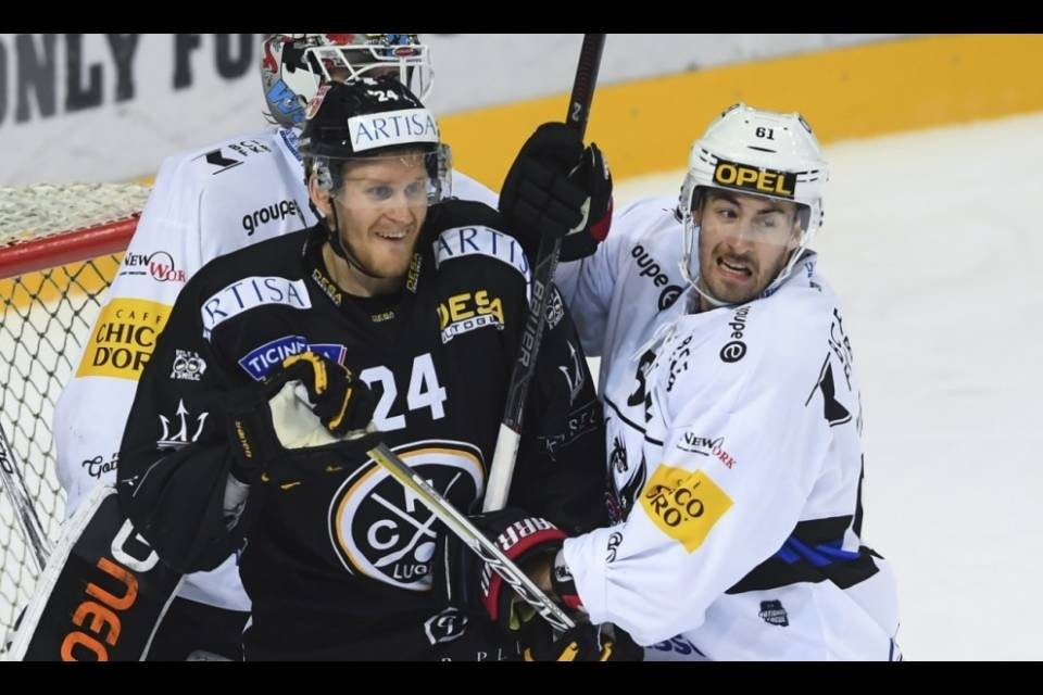 Kienzle e Sciaroni bacchettati dalla Swiss Hockey League